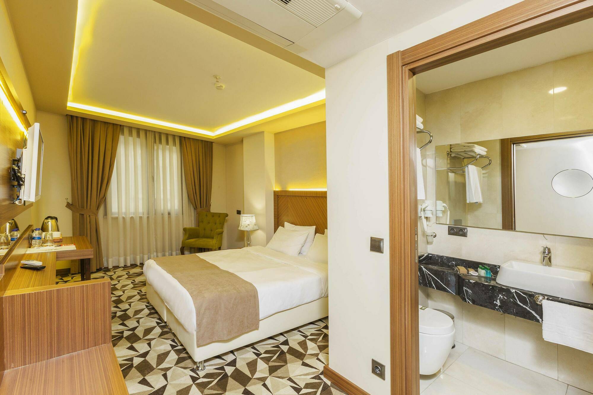 Taksim Time Hotel Provincia di Provincia di Istanbul Esterno foto